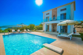Villa Dejavu Vrahos by Villa Plus
